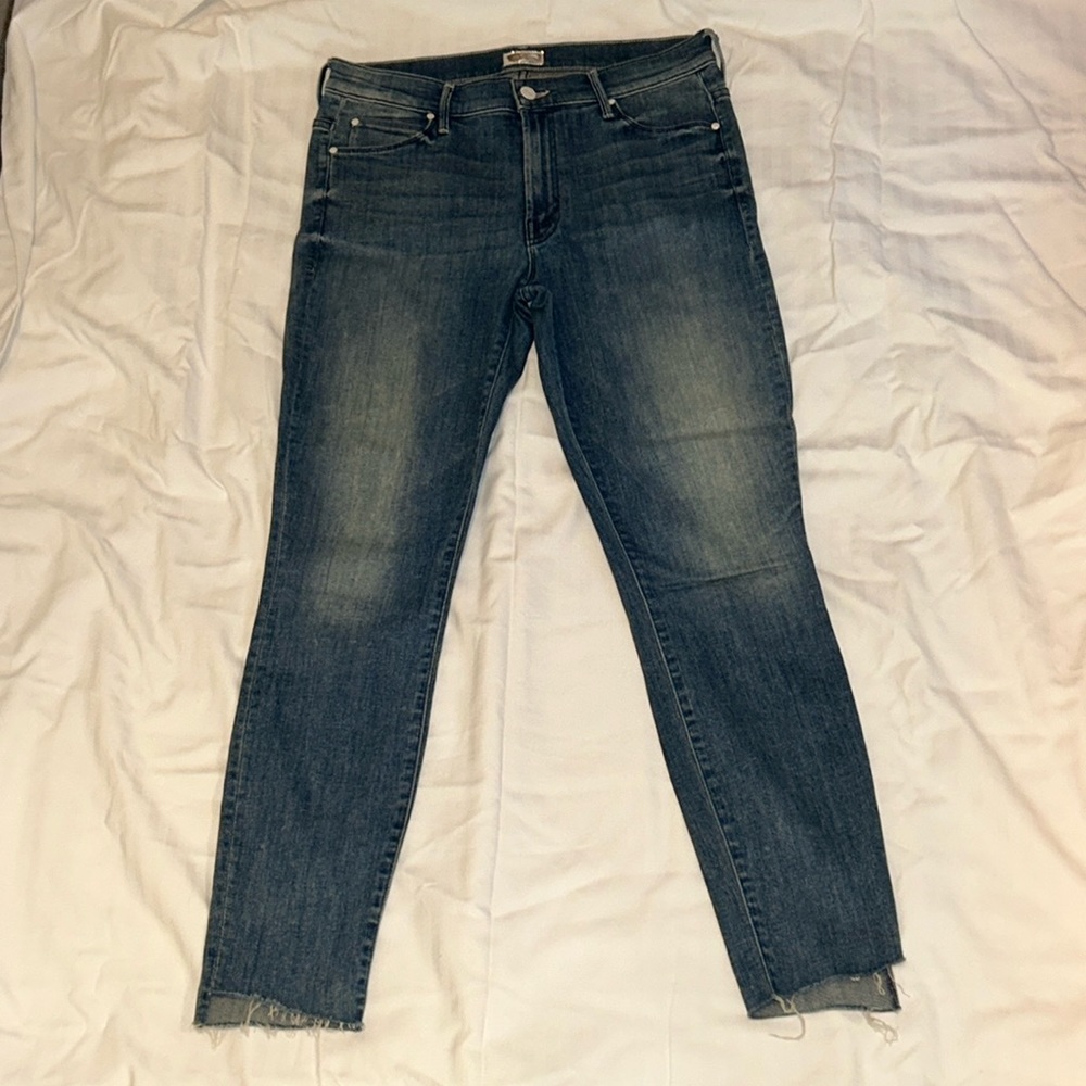 MOTHER Stunner Zip Ankle Step Fray Jeans in Good Girls Do Size 29 EUC